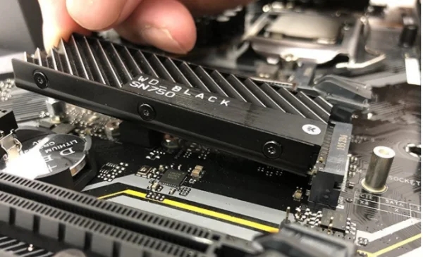 m.2固态硬盘怎么安装