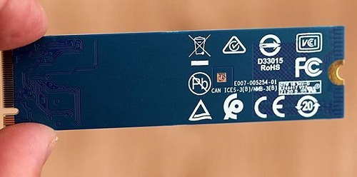 西数sn570有独立缓存吗