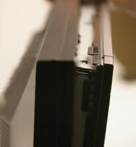 戴尔显示器外壳拆卸方法