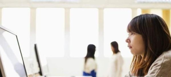 大学里需要有自己的电脑吗？