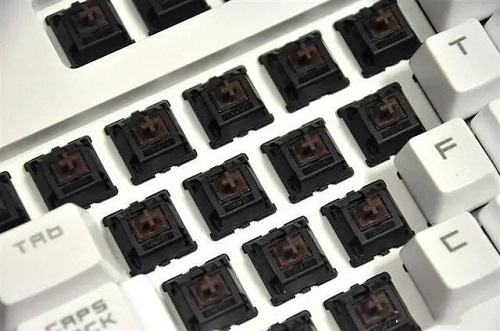 机械键盘白轴和红轴的区别