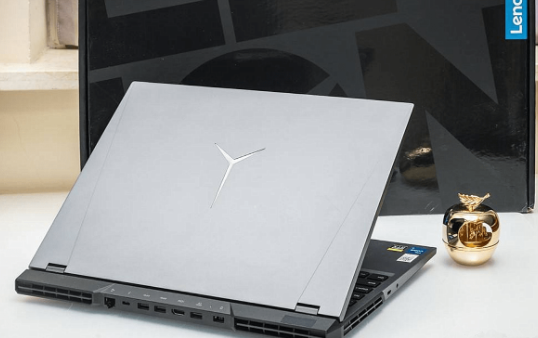 拯救者r9000p2023款有雷电4吗