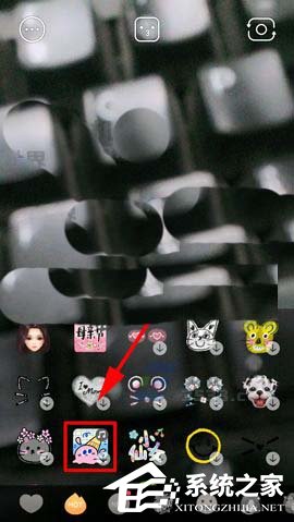 Faceu激萌背景贴纸如何使用?Faceu激萌背景贴纸使用教程