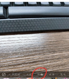 b612咔叽怎么拍摄love手势？拍摄love手势的方法介绍