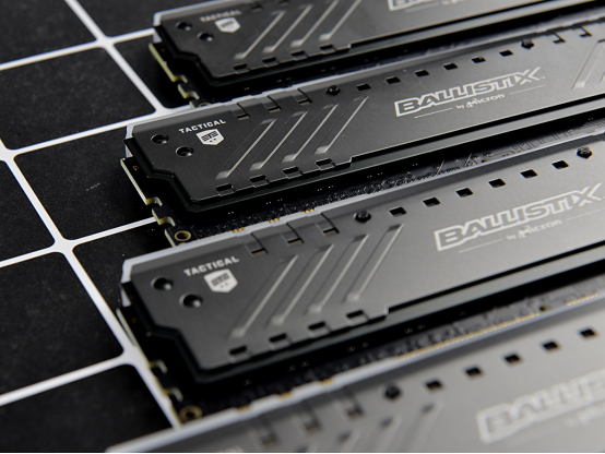 炫彩极速 抢占先机 BALLISTIX TACTICAL TRACER RGB DDR4内存条评测