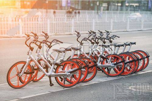 摩拜单车宝箱车是什么？摩拜单车宝箱车贴纸怎么玩？